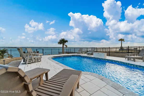 $2,585,000 | 227 Back Street, Newport, NC 28570
