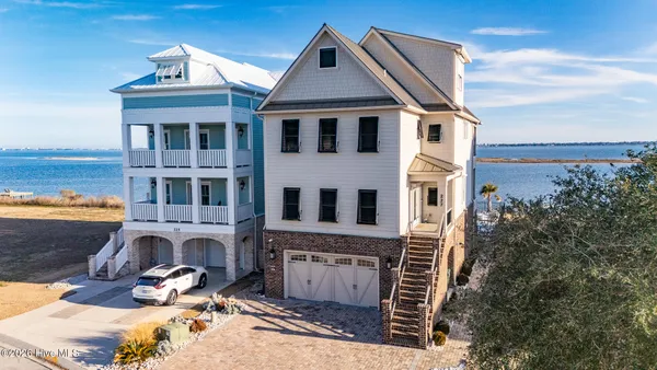 $2,585,000 | 227 Back Street, Newport, NC 28570