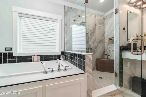 $2,585,000 | 227 Back Street, Newport, NC 28570