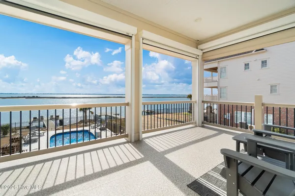 $2,585,000 | 227 Back Street, Newport, NC 28570