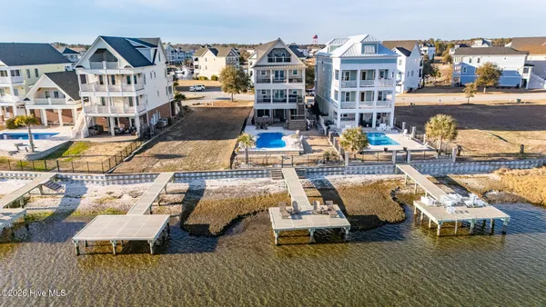 $2,585,000 | 227 Back Street, Newport, NC 28570