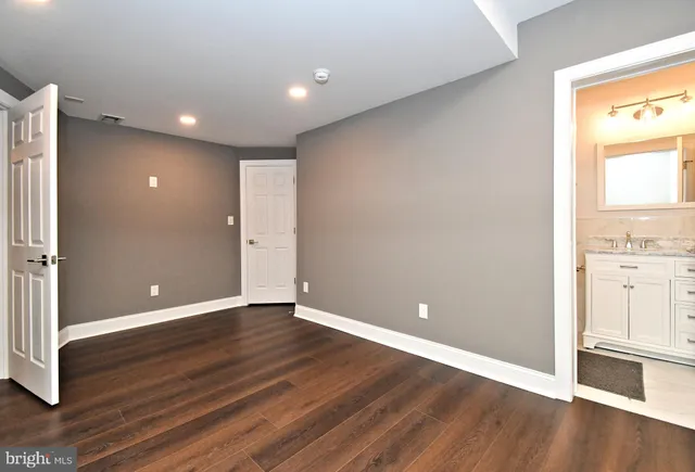 $6,000 | 563 Exeter Court, Ambler, PA 19002