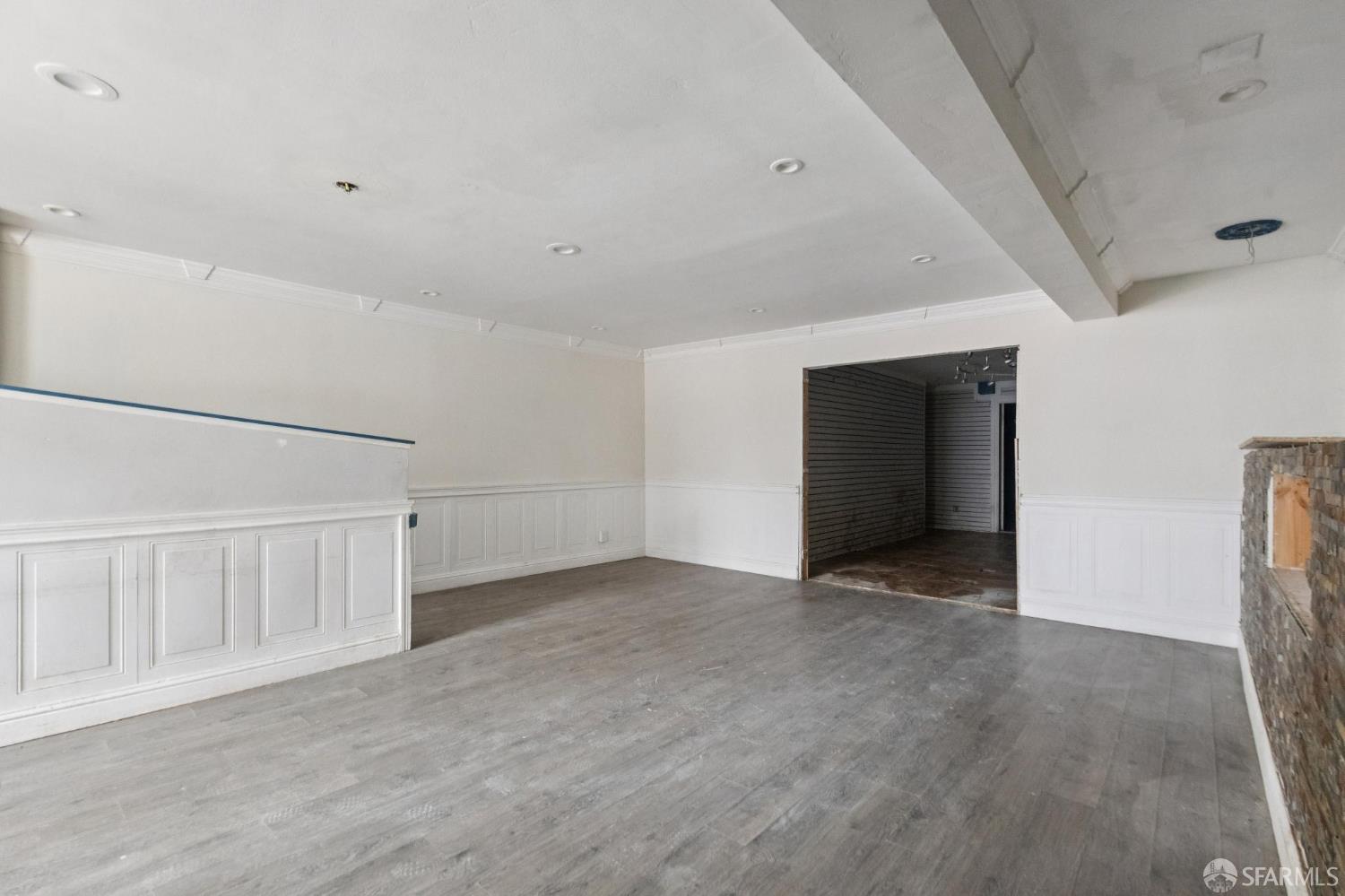 974-980 Sutter Street San Francisco, CA 94109 - Photo 9 of 9 a view of an empty room