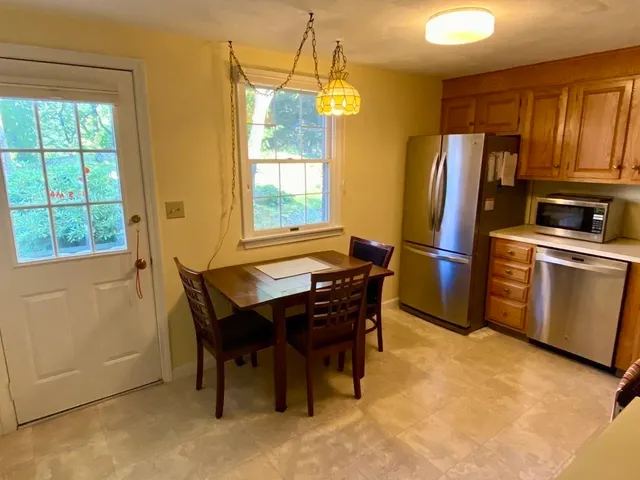 $3,900 | 224 Park Street, Unit C2, Stoneham, MA 02180