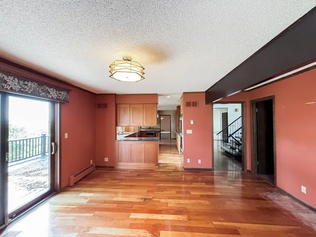 $710,000 | 1014 140th Avenue, Slayton, MN 56172