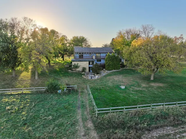 $675,000 | 1014 140th Avenue, Slayton, MN 56172