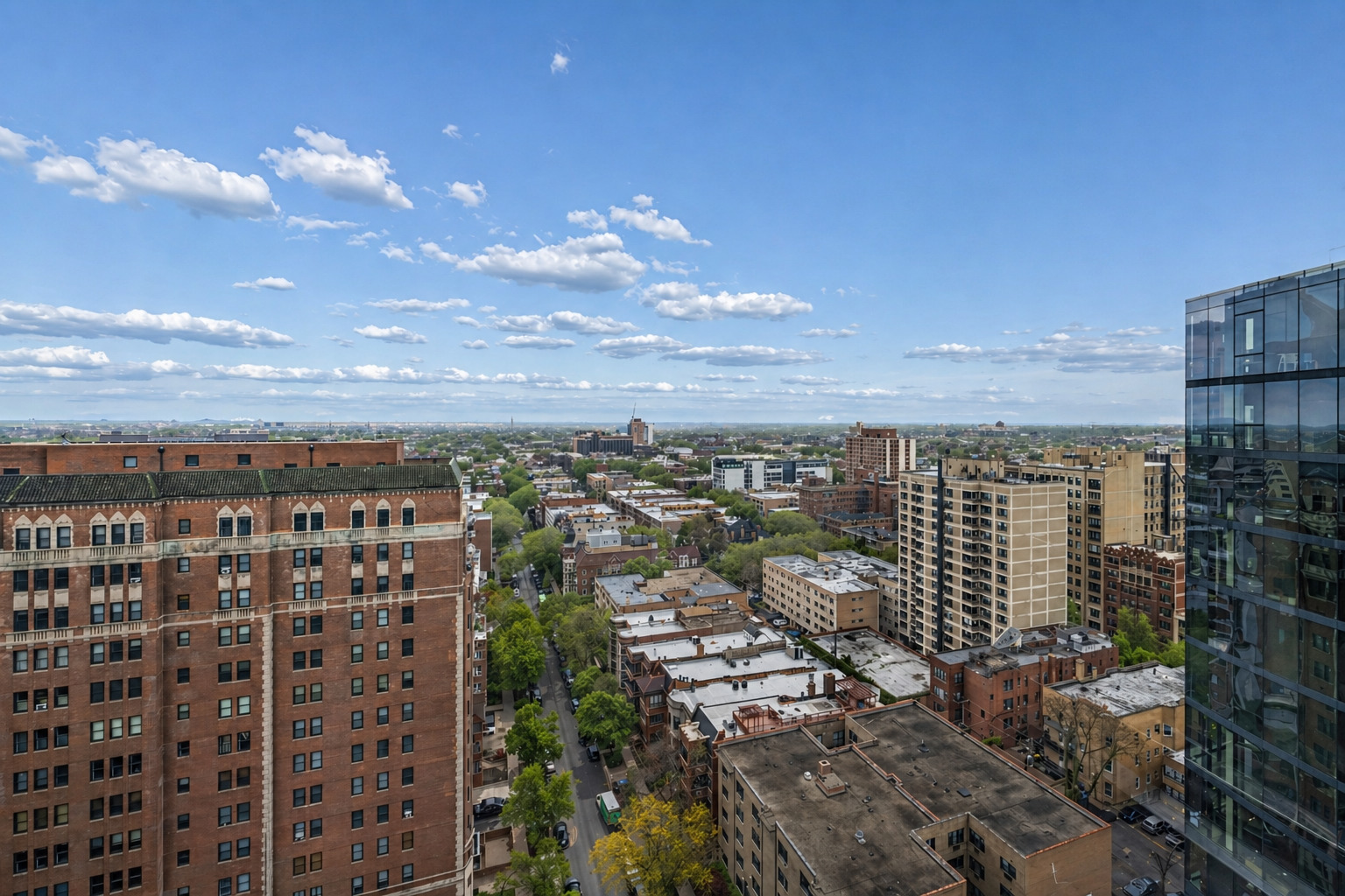 2930 North Sheridan Road, Unit 2106 Chicago, IL 60657 - Photo 6 of 35