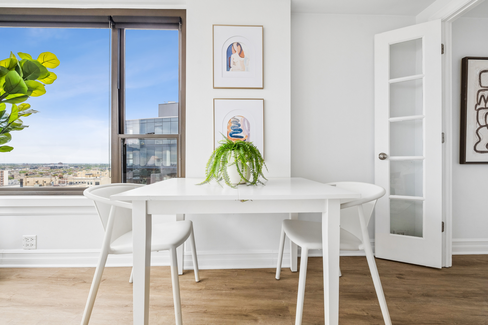 2930 North Sheridan Road, Unit 2106 Chicago, IL 60657 - Photo 8 of 35