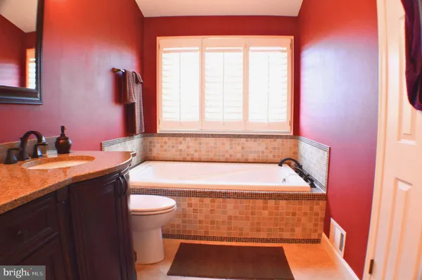 $3,500 | 7027 Bentley Mill Place, Alexandria, VA 22315