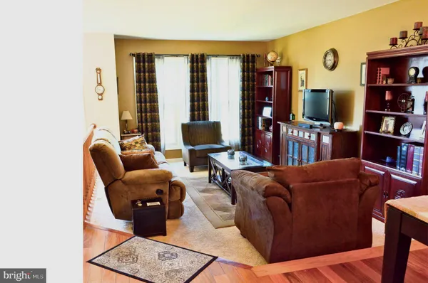 $3,500 | 7027 Bentley Mill Place, Alexandria, VA 22315