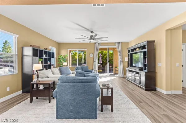 $575,000 | 7843 Torreys Peak Street, Las Vegas, NV 89166