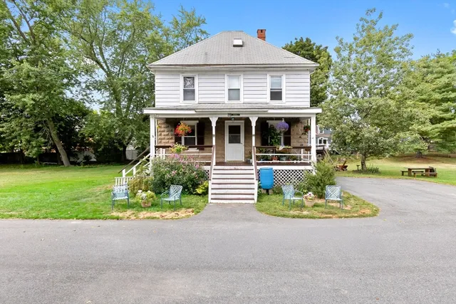 $630,000 | 138 R High Street, Danvers, MA 01923