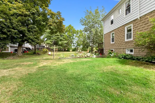 $630,000 | 138 R High Street, Danvers, MA 01923