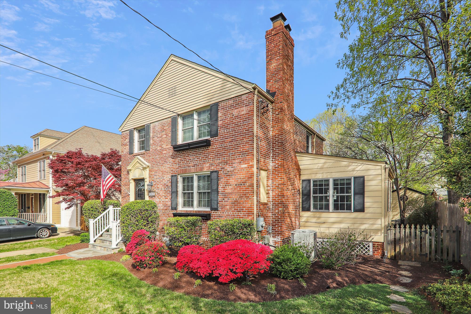5903 Wilmett Road Bethesda, MD 20817 - Photo 33 of 41 Side View