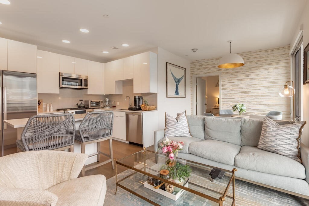 45 Lewis Street, Unit 401 Boston, MA 02128 - Photo 1 of 31