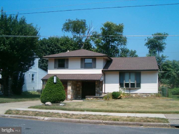 9712 Morefield Road Philadelphia, PA 19115 - Photo 1 of 25 Exterior Front