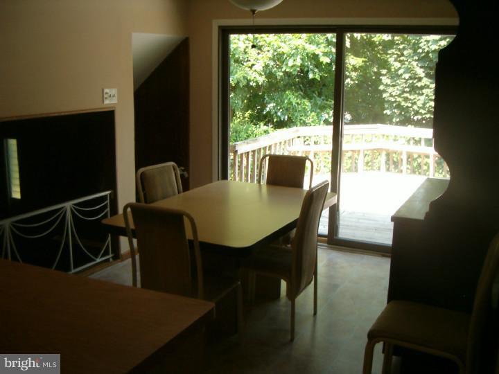 9712 Morefield Road Philadelphia, PA 19115 - Photo 14 of 25 Breakfast Room