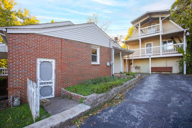 $480,000 | 1700 Riverside Road, Old Hickory, TN 37138