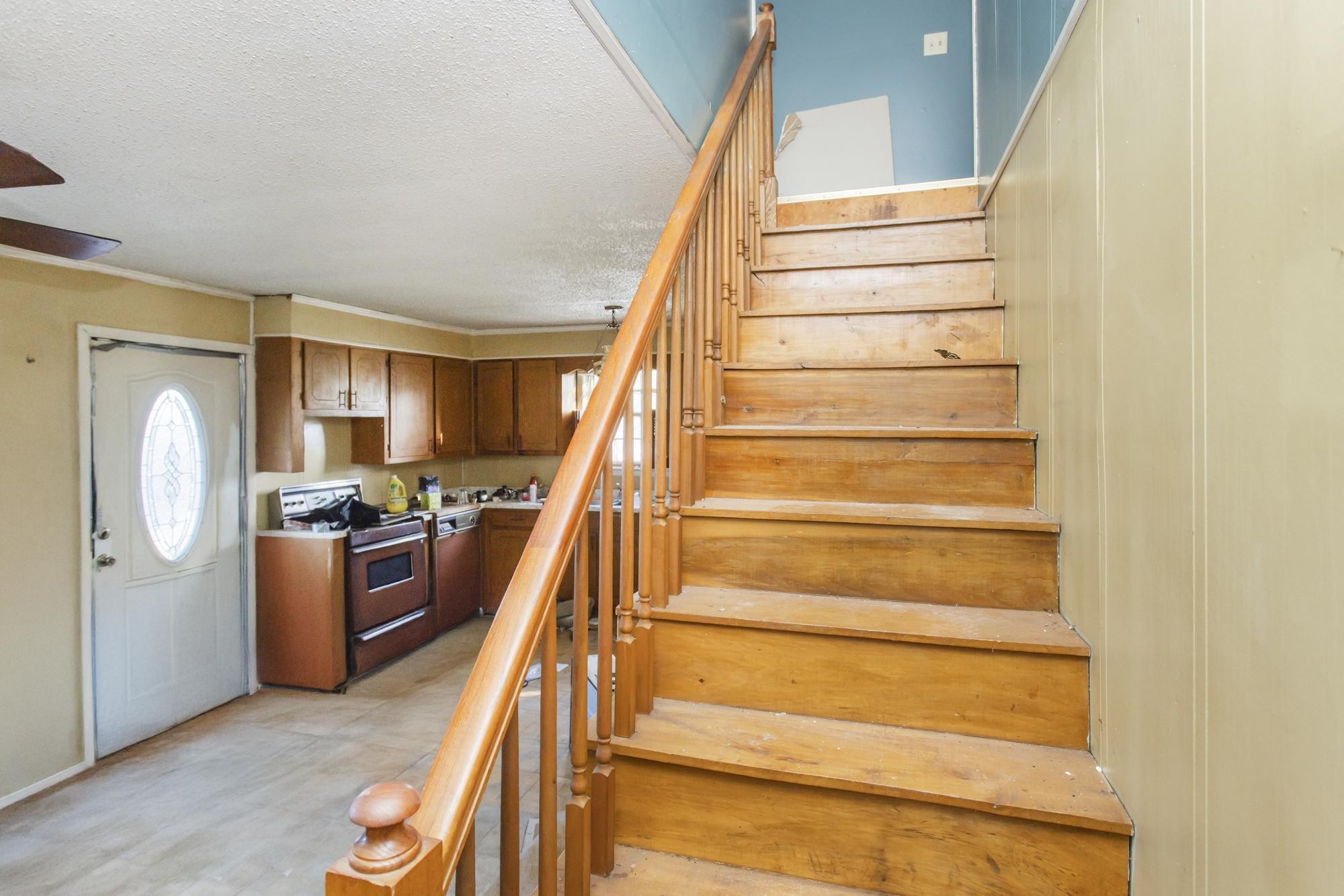 1700 Riverside Road Old Hickory, TN 37138 - Photo 32 of 59 a view of entryway and kitchen