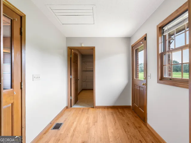 a view of room and storage