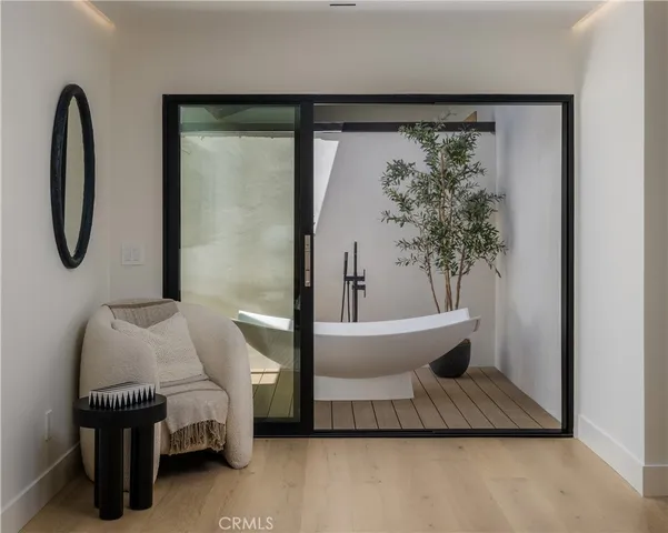 $2,995,000 | 5826 Soledad Mountain Road, La Jolla, CA 92037