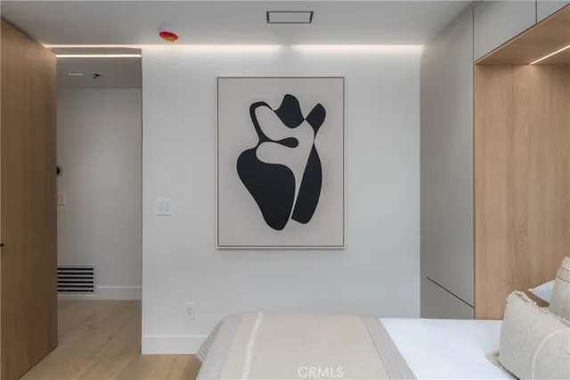 $2,995,000 | 5826 Soledad Mountain Road, La Jolla, CA 92037