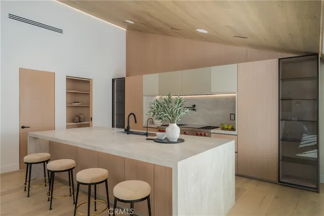 $2,995,000 | 5826 Soledad Mountain Road, La Jolla, CA 92037