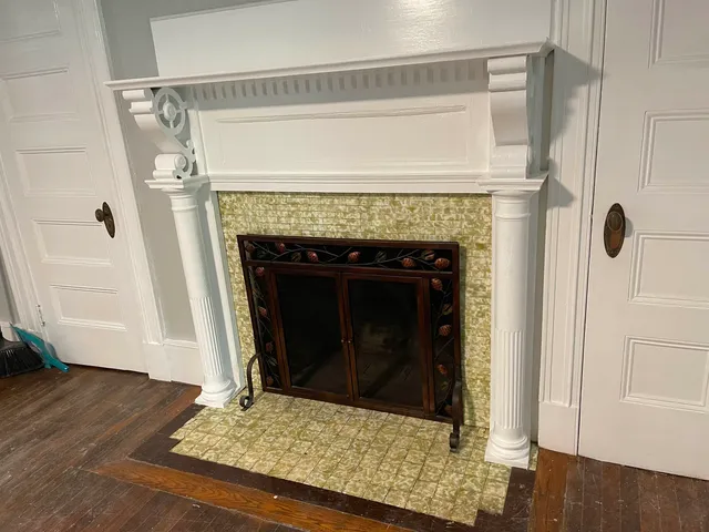 $1,675 | 2 Elm Street, Unit 2, Newmarket, NH 03857