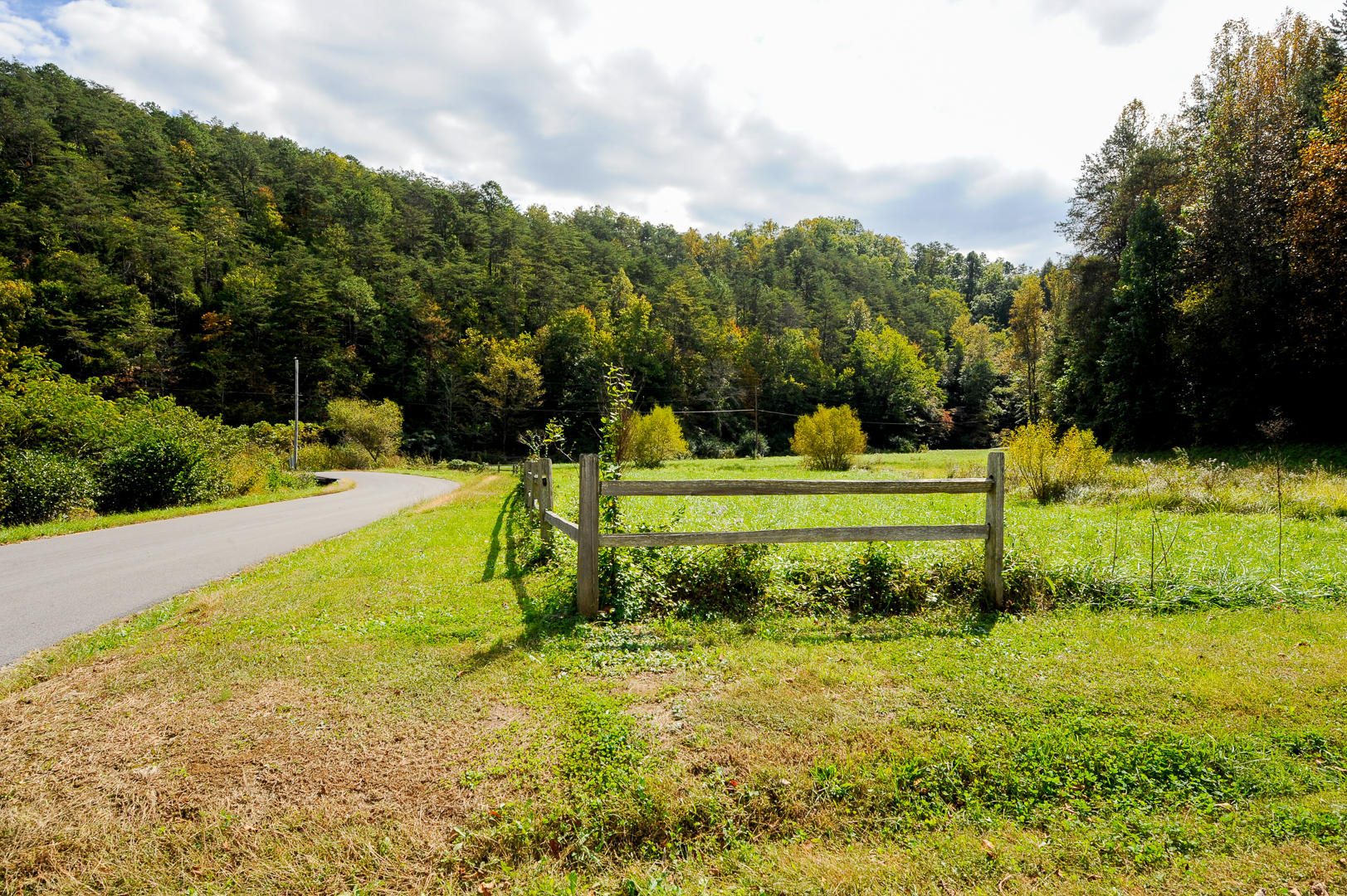 Mill Creek Road Pigeon Forge, TN 37862 - Photo 2 of 11 Entrance at Laurel Lick Rd