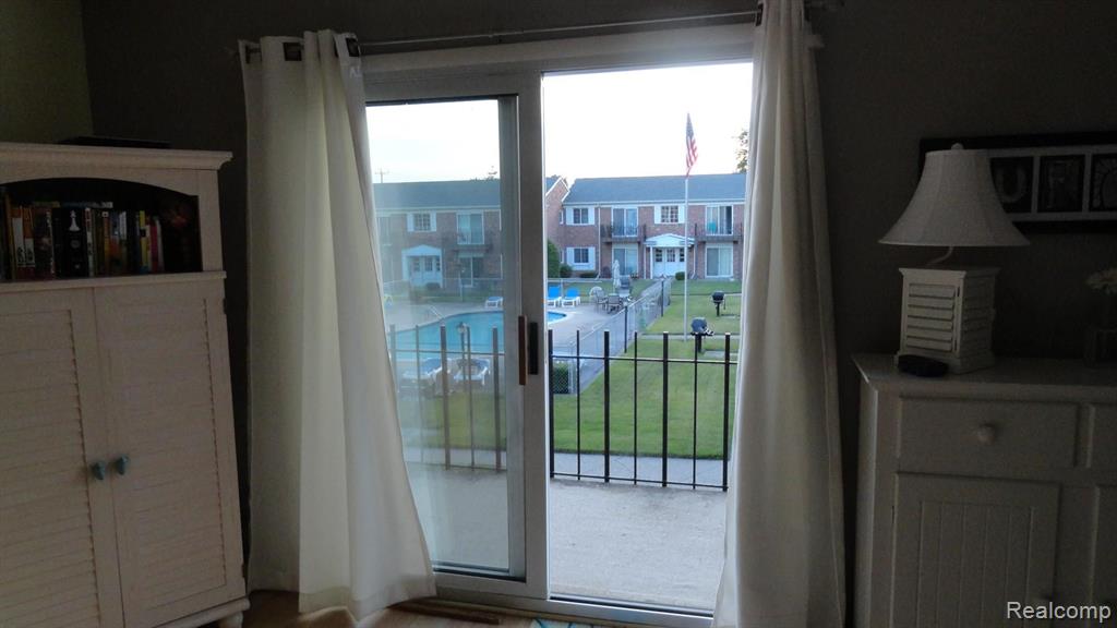 1502 Normandy Road, Unit 213 Royal Oak, MI 48073 - Photo 14 of 16