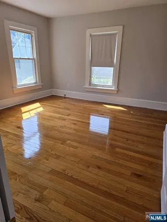 $4,200 | 542 Doremus Avenue, Unit 1, Glen Rock, NJ 07452