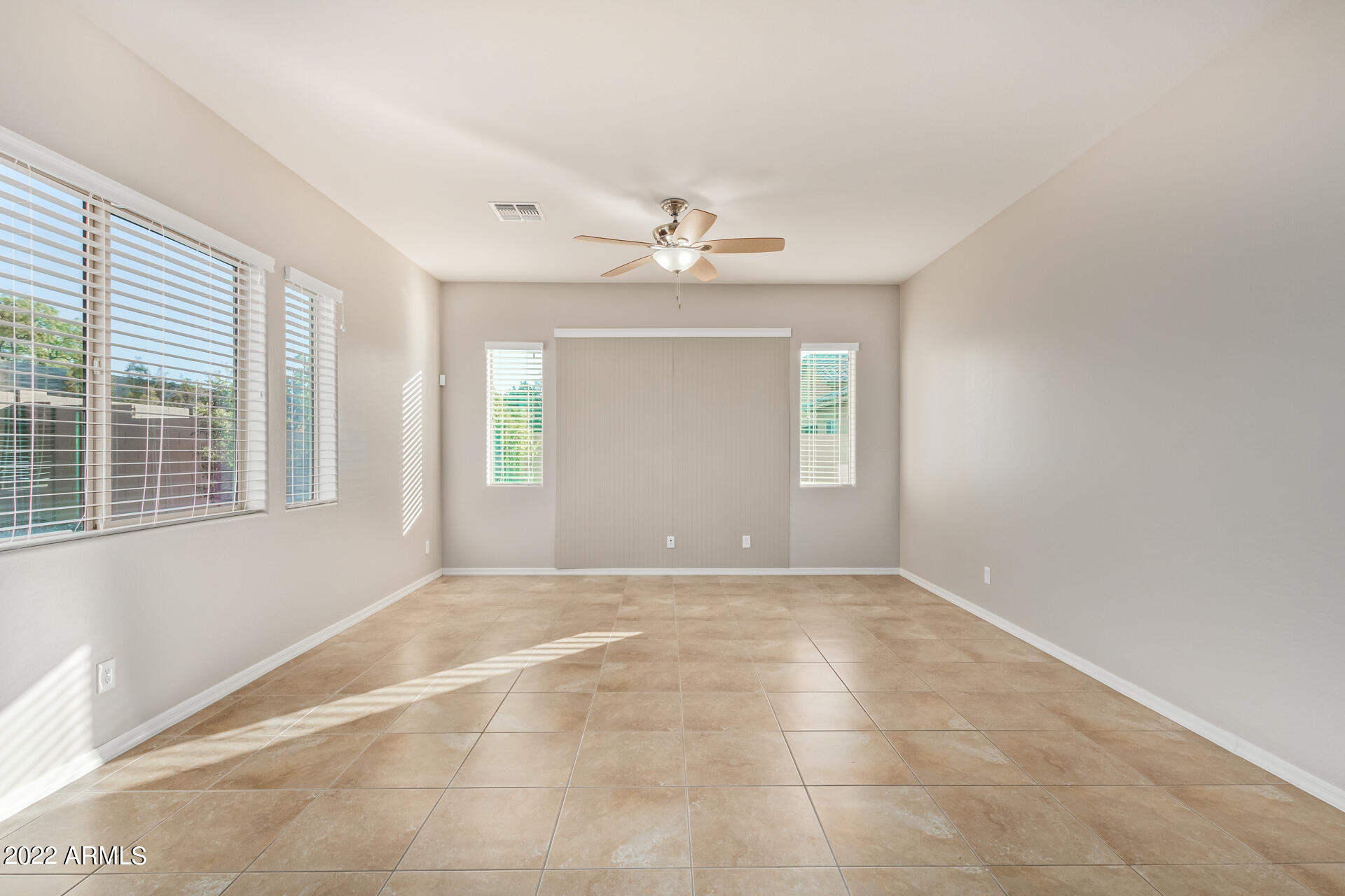 7130 West Rowel Road Peoria, AZ 85383 - Photo 34 of 86 37 - Rowel