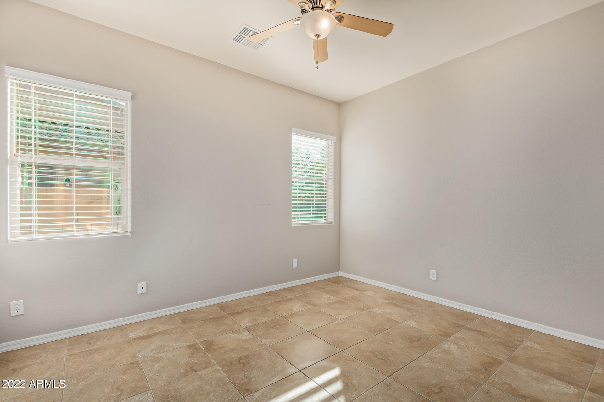 7130 West Rowel Road Peoria, AZ 85383 - Photo 45 of 86 46 - Rowel