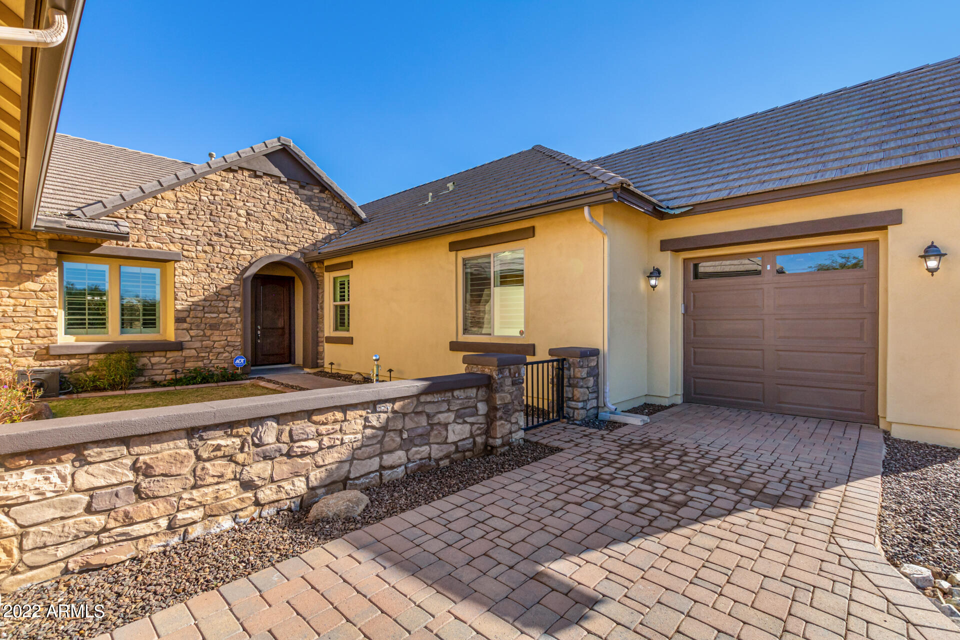 7130 West Rowel Road Peoria, AZ 85383 - Photo 8 of 86 11 - Rowel