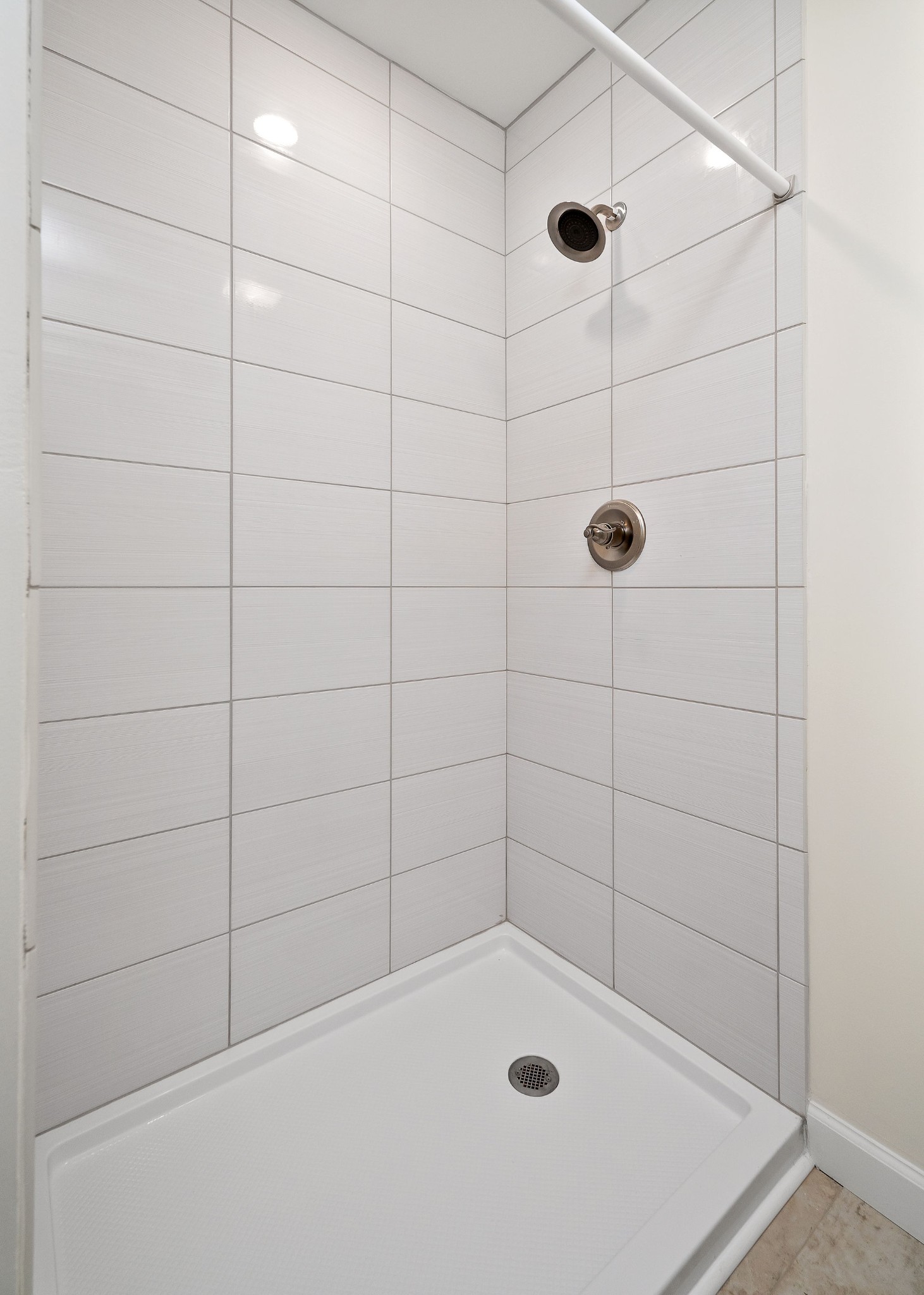 7060 Ditty Road Cookeville, TN 38506 - Photo 29 of 35 a bathroom with a shower
