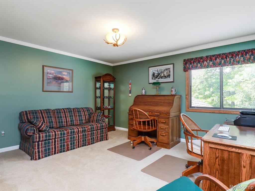 643 Shelley Drive Rochester Hills, MI 48307 - Photo 23 of 46