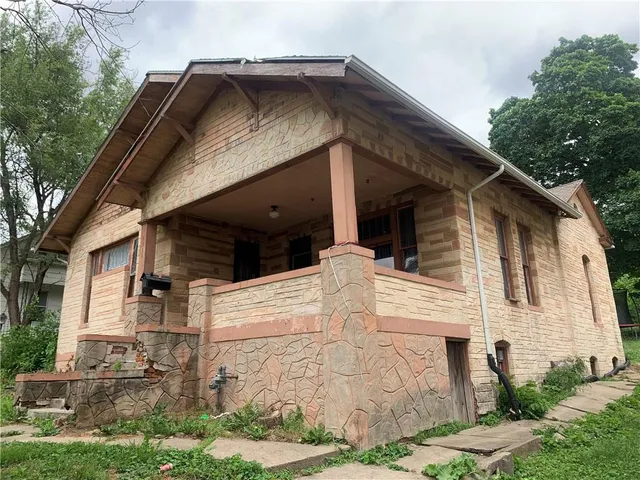 $145,500 | 1331 South 17th Street, St. Joseph, MO 64507