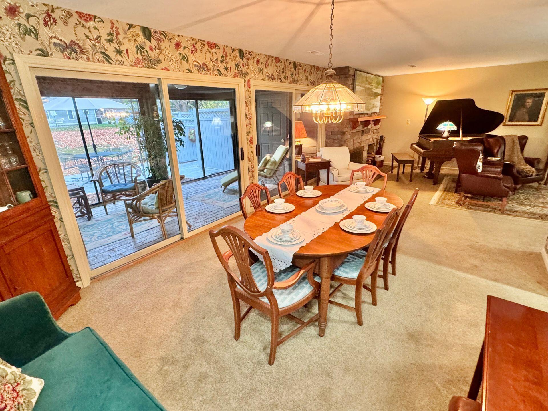 2557 South Clearing Road Salem, VA 24153 - Photo 15 of 79 22