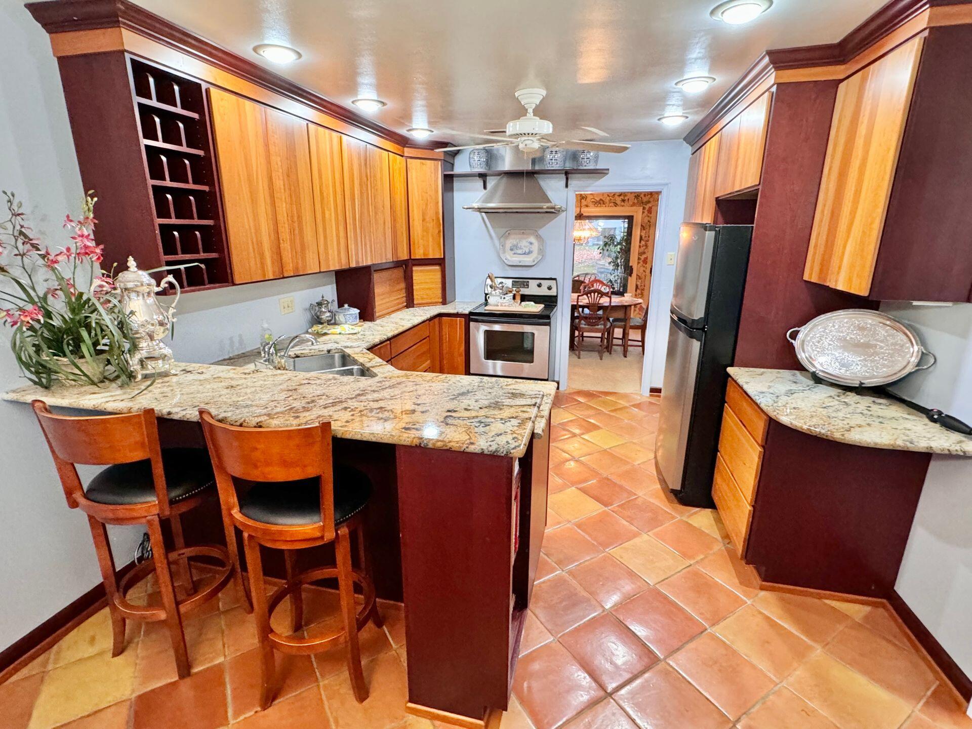 2557 South Clearing Road Salem, VA 24153 - Photo 19 of 79 27