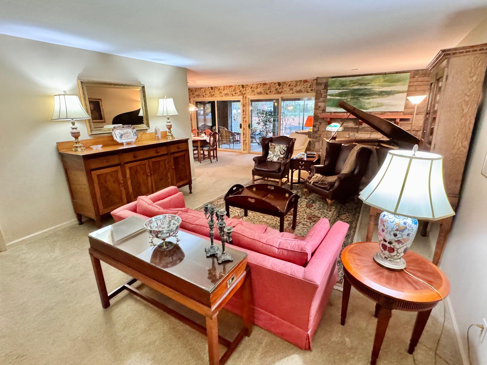 2557 South Clearing Road Salem, VA 24153 - Photo 8 of 79 14