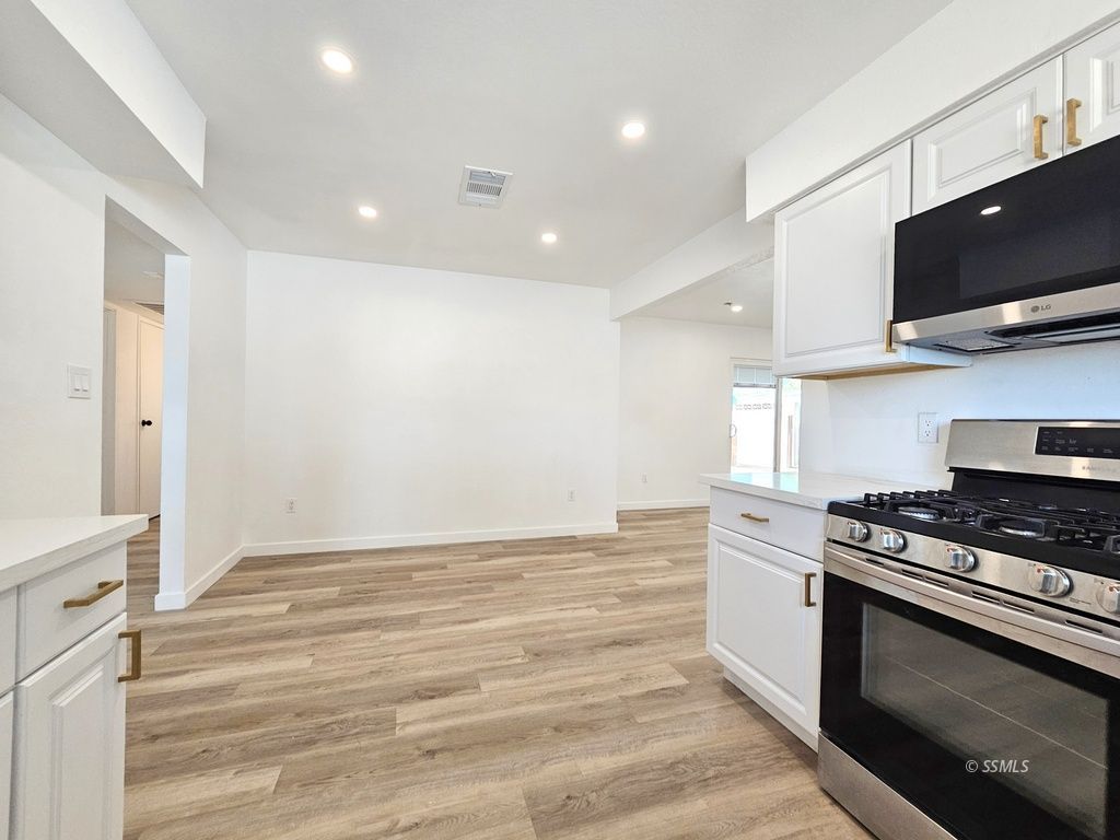 133 South Silver Ridge Street Ridgecrest, CA 93555 - Photo 20 of 29 Gallery Image 20