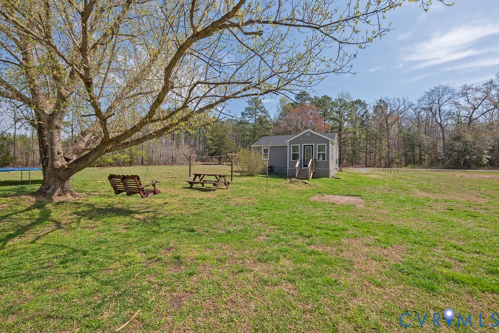 2712 Nelsons Bridge Road Hanover, VA 23069 - Photo 14 of 49