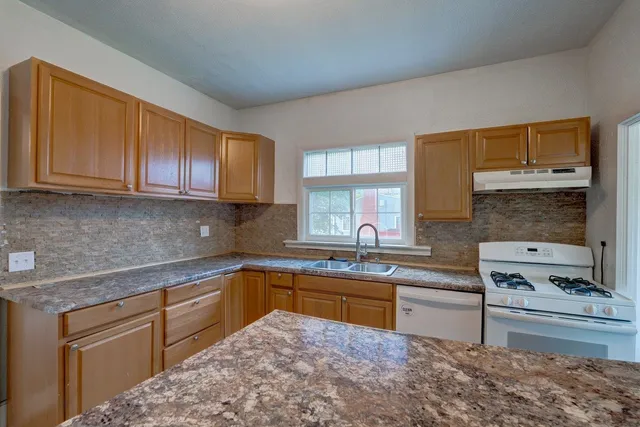 $275,000 | 903 West Conger Street, Whitewater, WI 53190