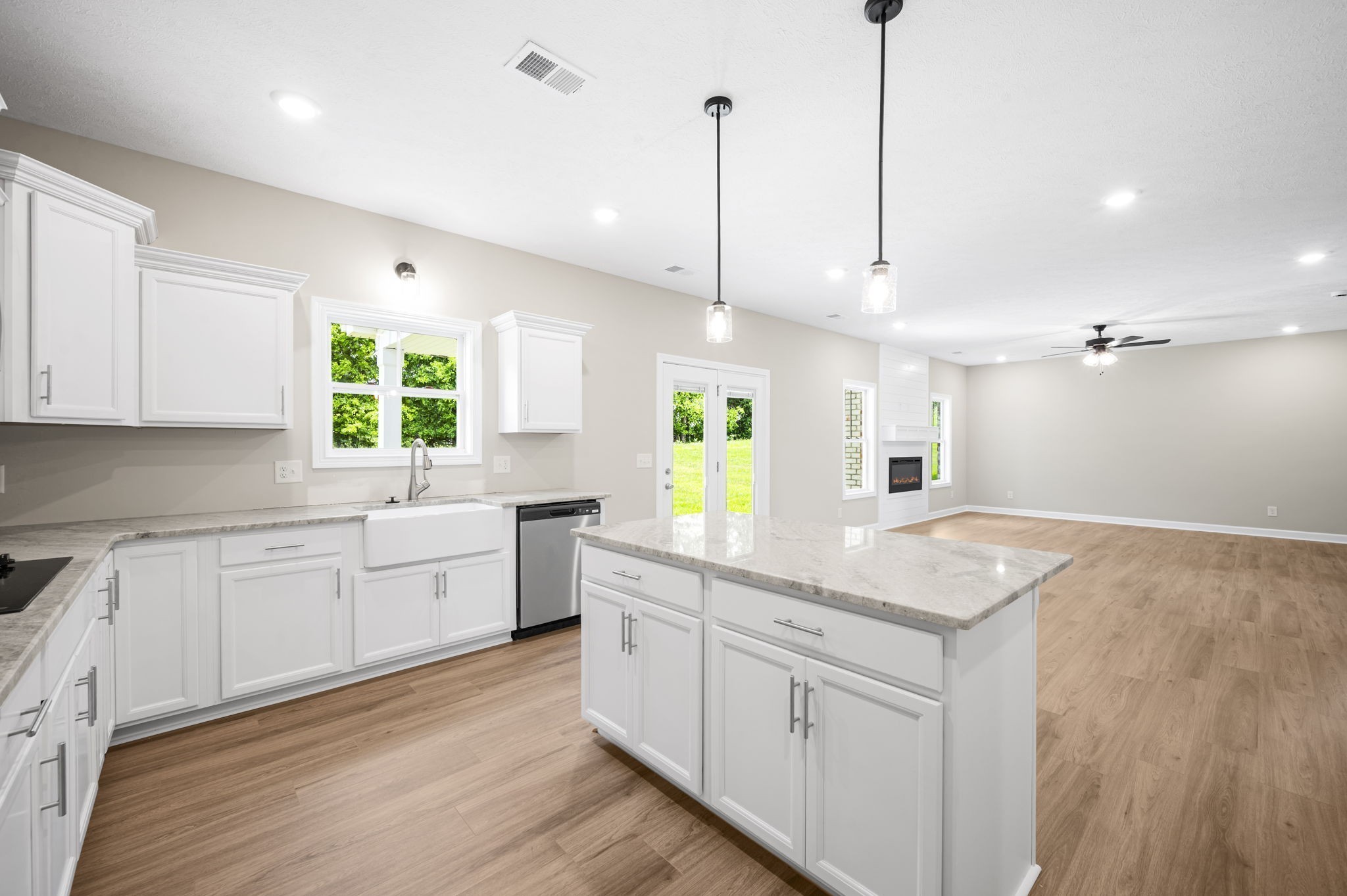 439 Blue Ridge Clarksville, TN 37043 - Photo 19 of 47 a kitchen with a sink window and cabinets