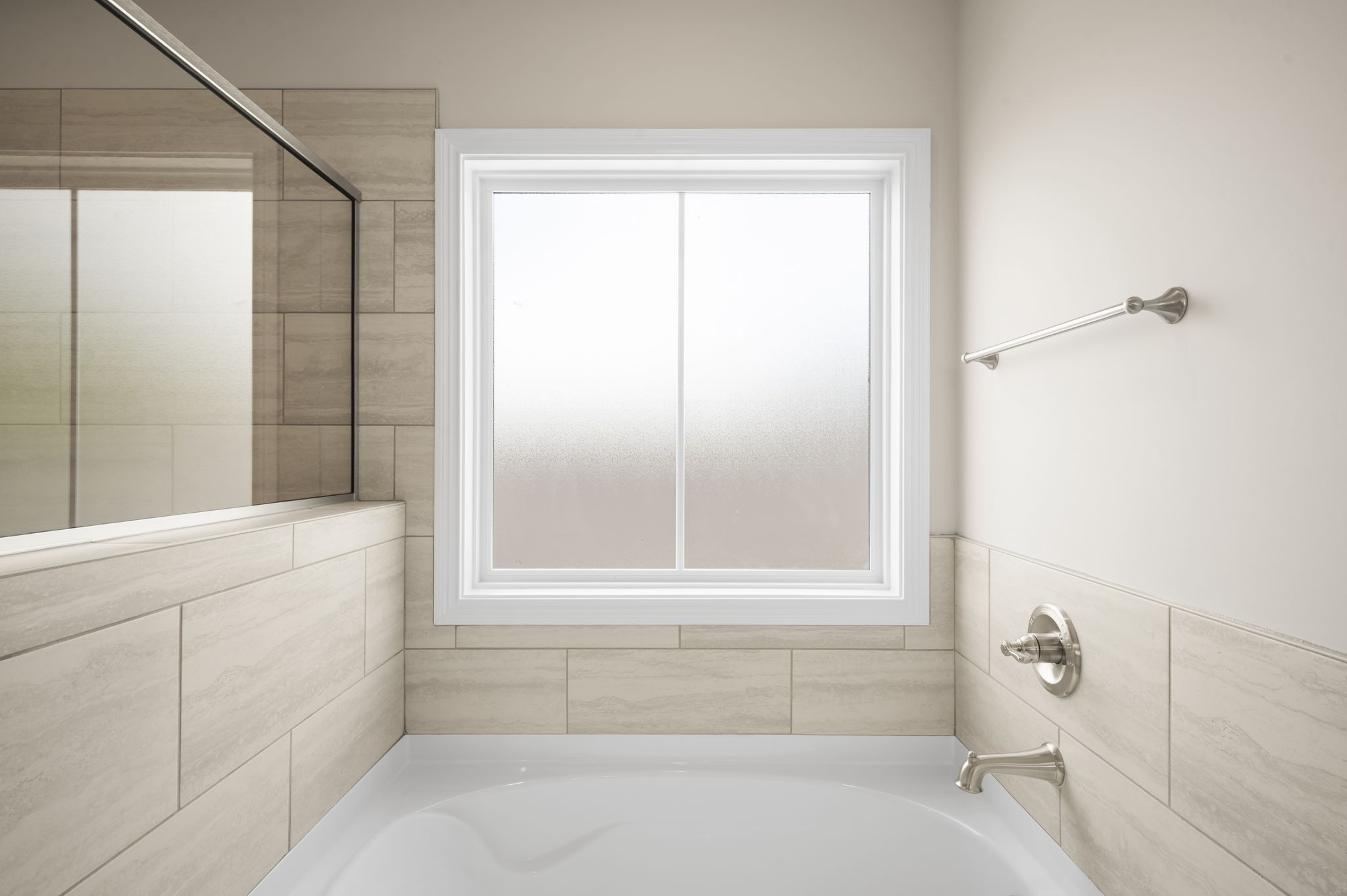 439 Blue Ridge Clarksville, TN 37043 - Photo 39 of 47 a bathroom with a bathtub and shower