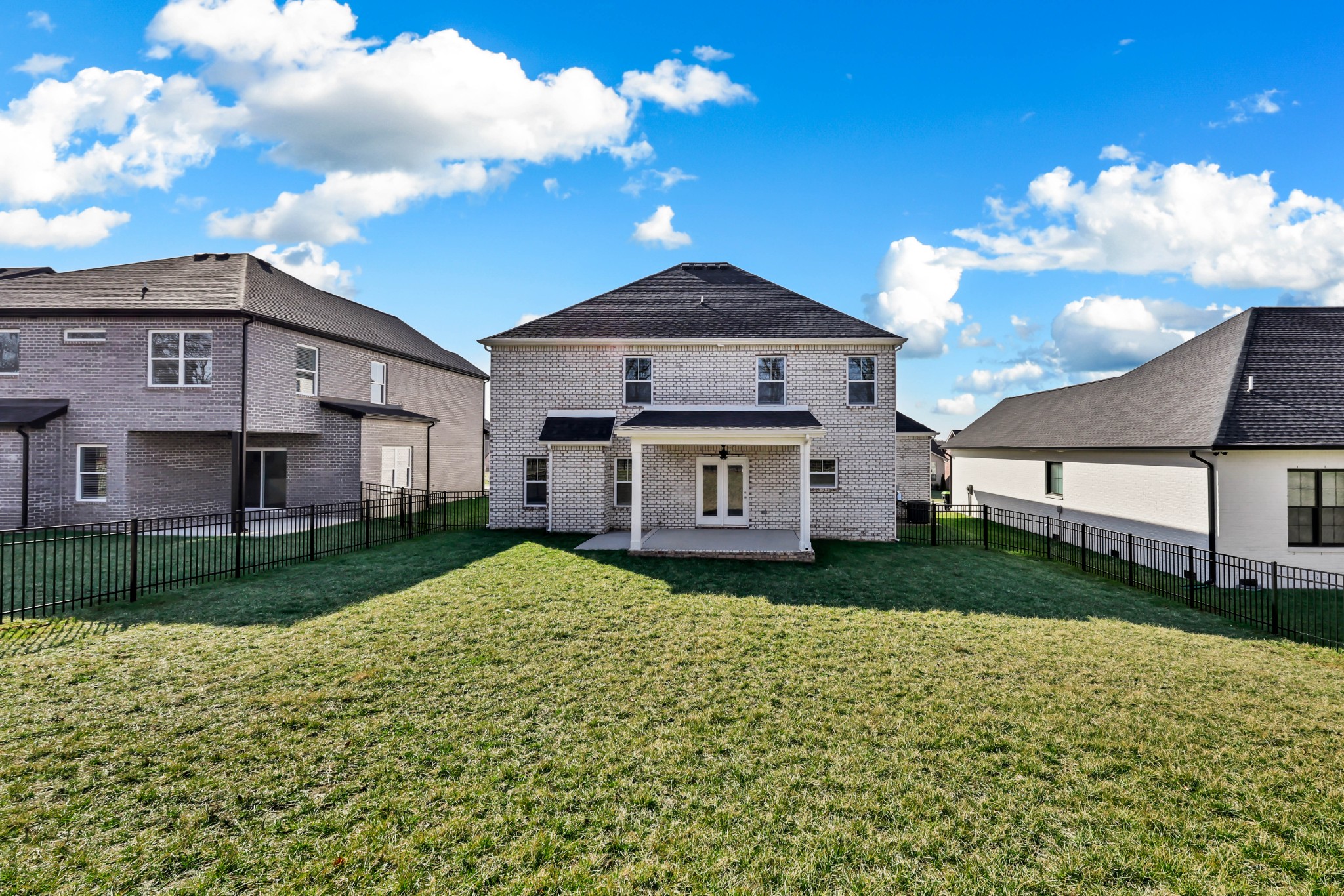 439 Blue Ridge Clarksville, TN 37043 - Photo 46 of 47 a house view with a garden space