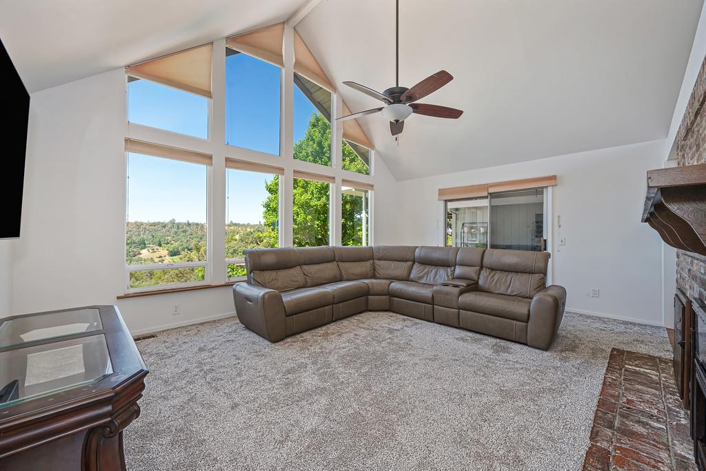 7630 Ridge Road Newcastle, CA 95658 - Photo 38 of 85 Spacious family room with views.