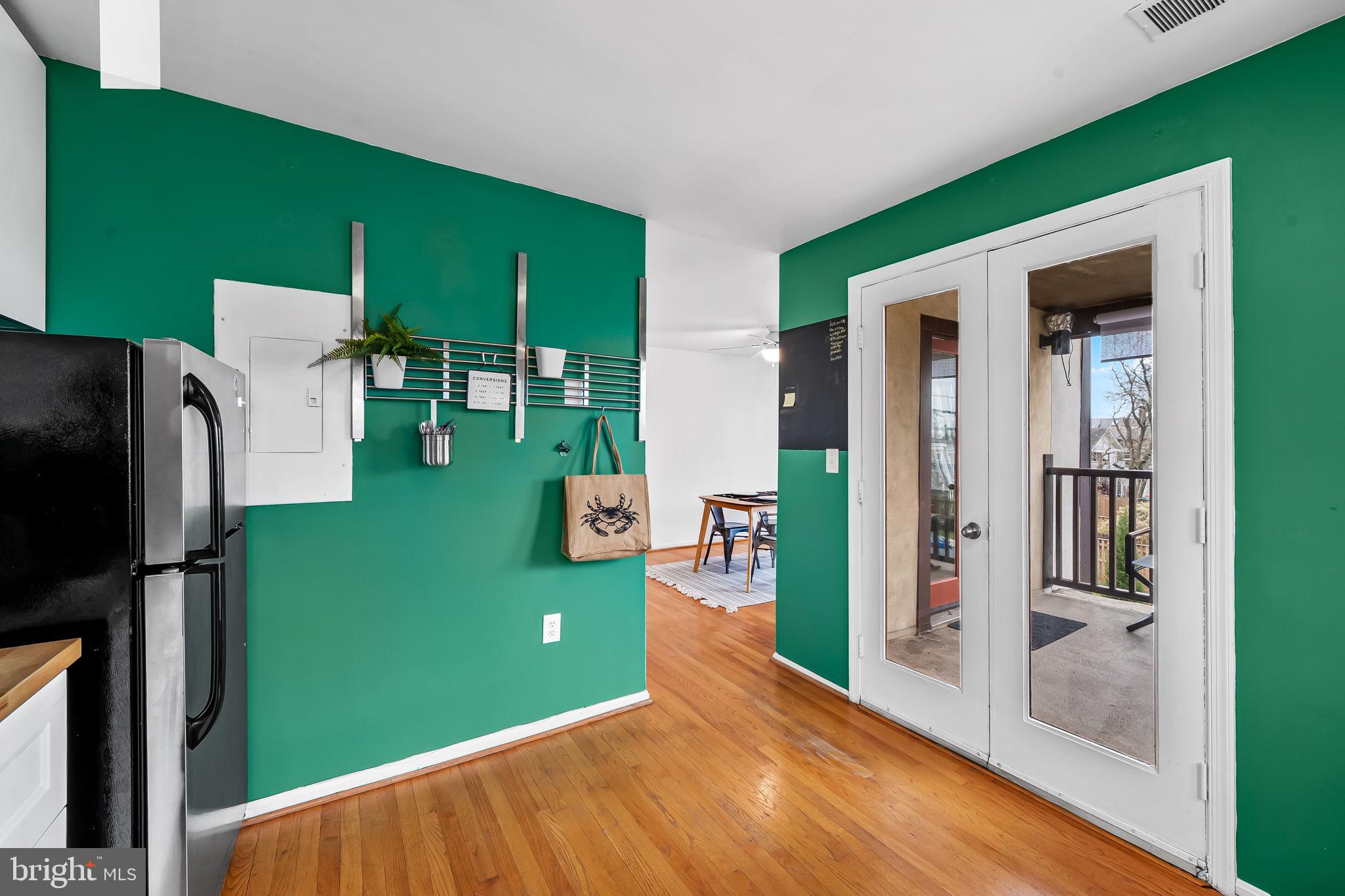 4202 Roland Avenue, Unit 208 Roland Park, MD 21211 - Photo 15 of 41 kitchen