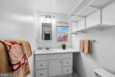 $282,500 | 4202 Roland Avenue, Unit 208, Roland Park, MD 21211