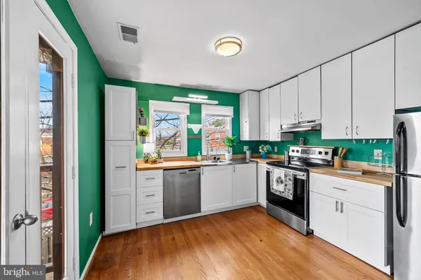 $282,500 | 4202 Roland Avenue, Unit 208, Roland Park, MD 21211